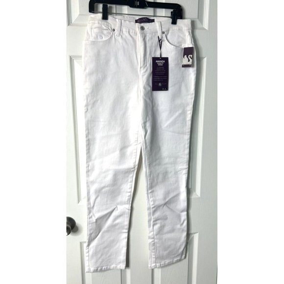 Women's Clothing Bundle: White Jeans & Assorted Tops - Size M/S/P - Picture 3 of 16